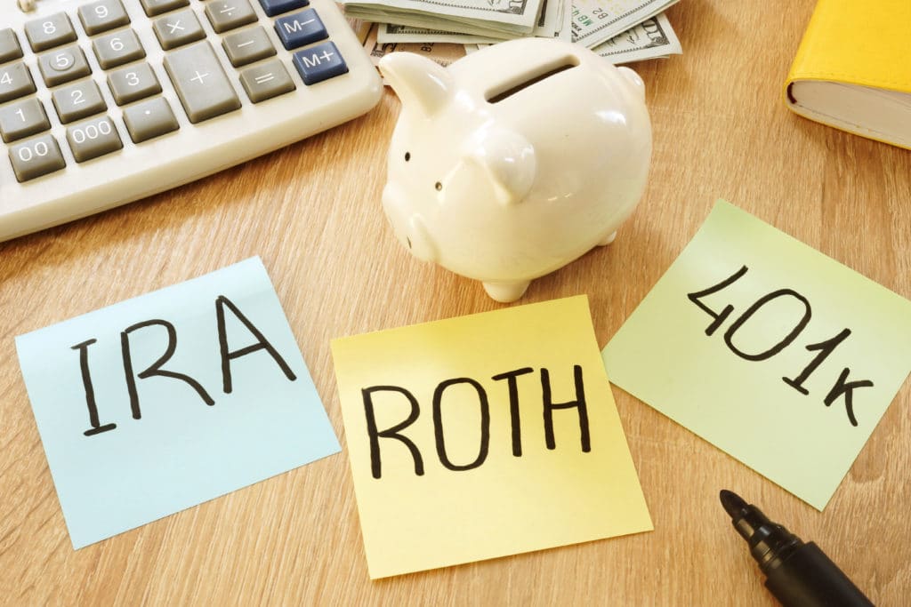 Memo,sticks,with,words,ira,401k,roth.,retirement,plans, self-directed ira, investing